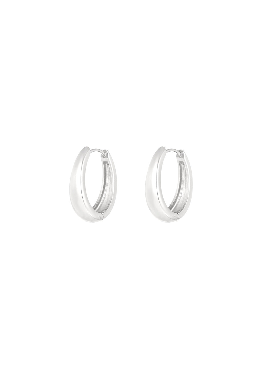 Stylish Basic Hoop Earrings in Silver & Gold