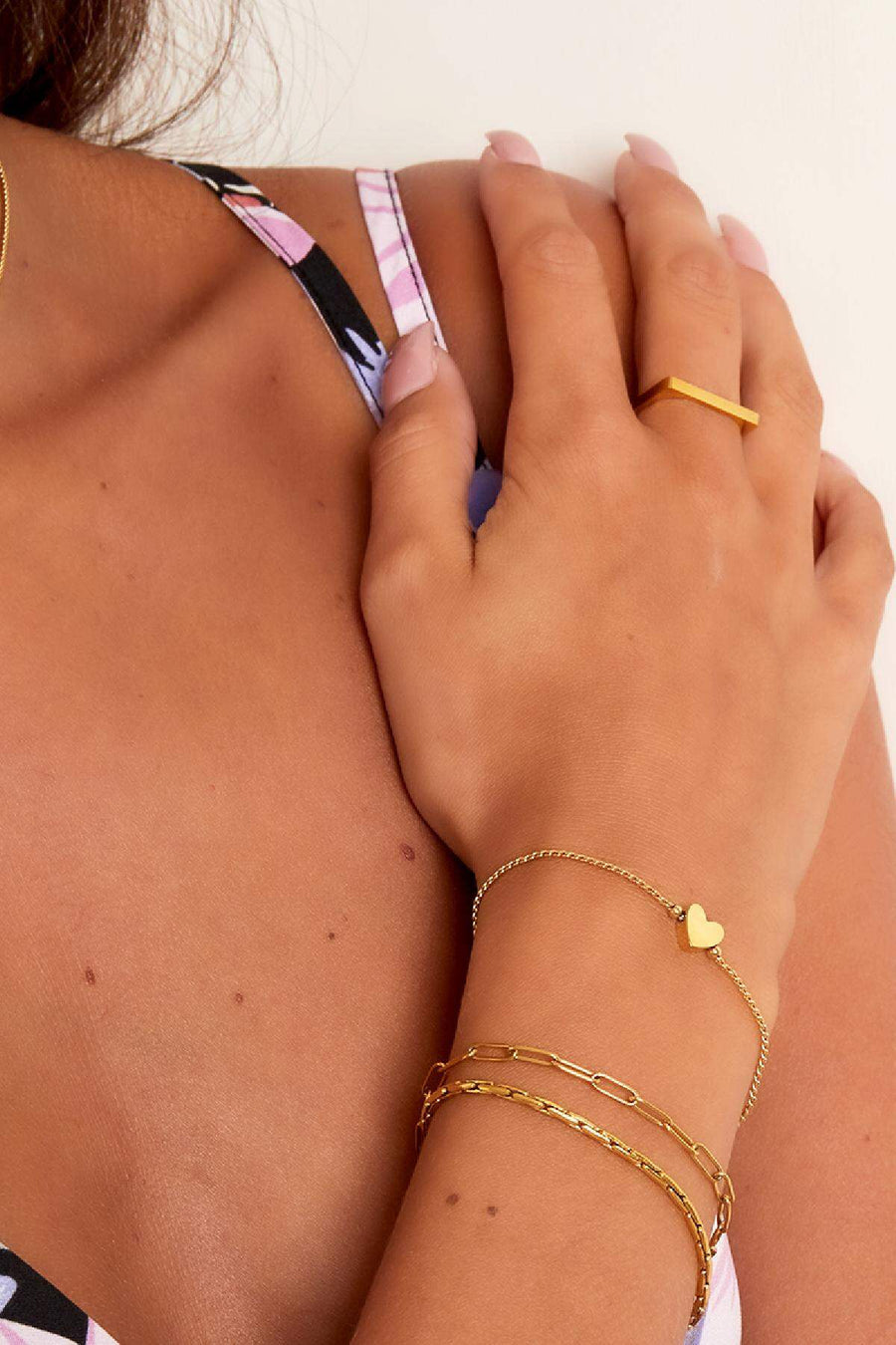 Brazalete Cadena Corazón | LIZNA GLOW lifestyle