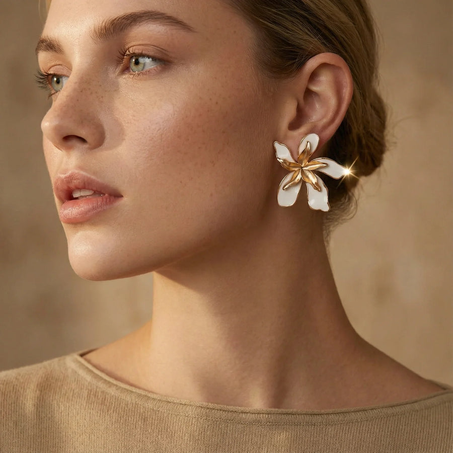 Pendientes Statement Garden Dreams — detalle modelo