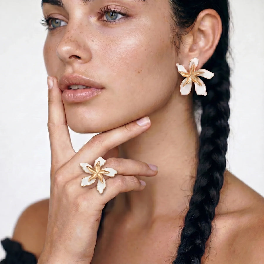 Anillo Flor de Lirio — detalle producto