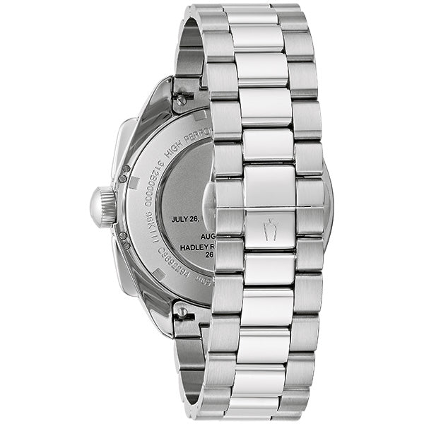Bulova Lunar Pilot 98K112 trasera y brazalete