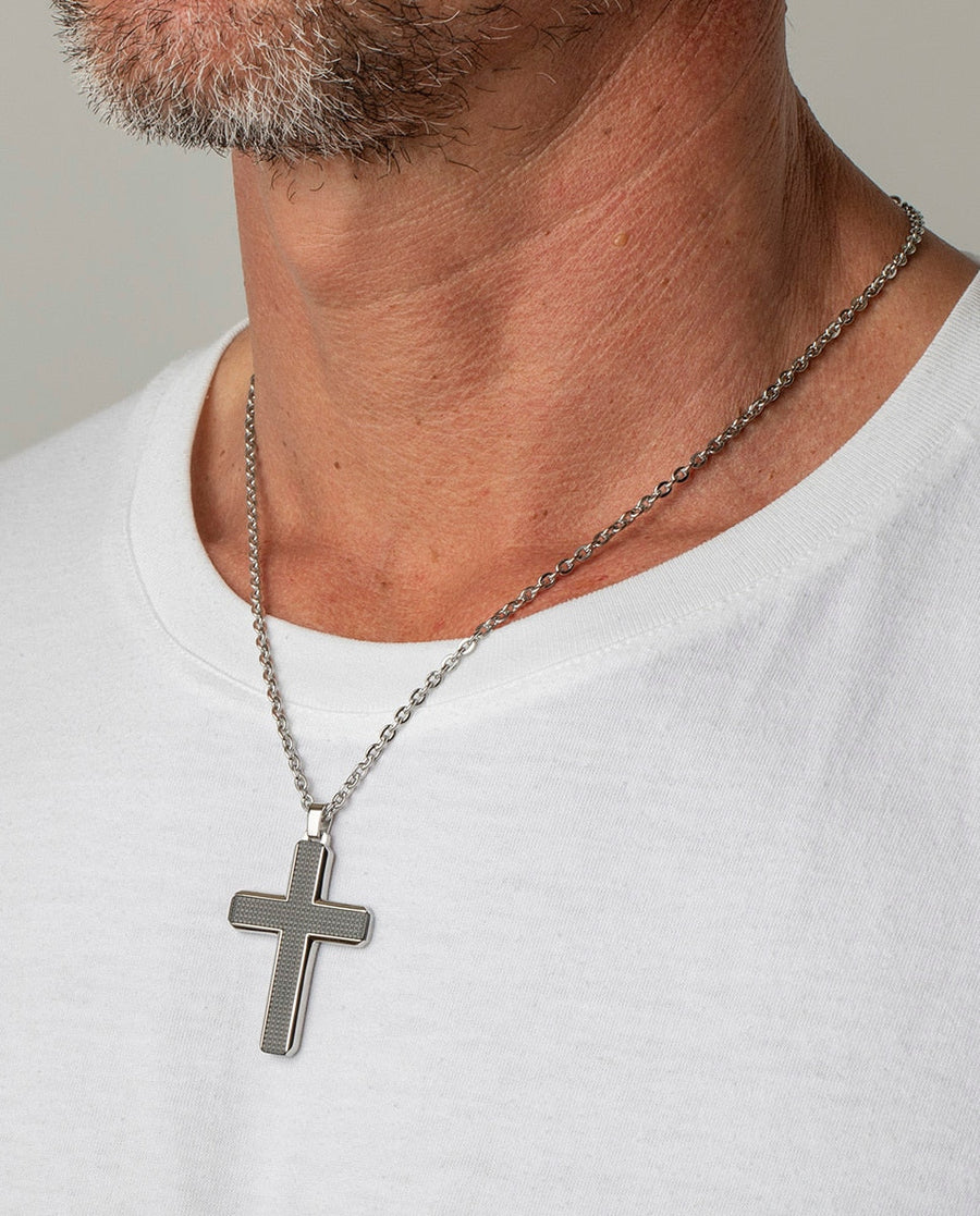 Collar Lotus Style LS1986-1/1 Men In Black — Cruz Acero 316L · 45 cm lifestyle
