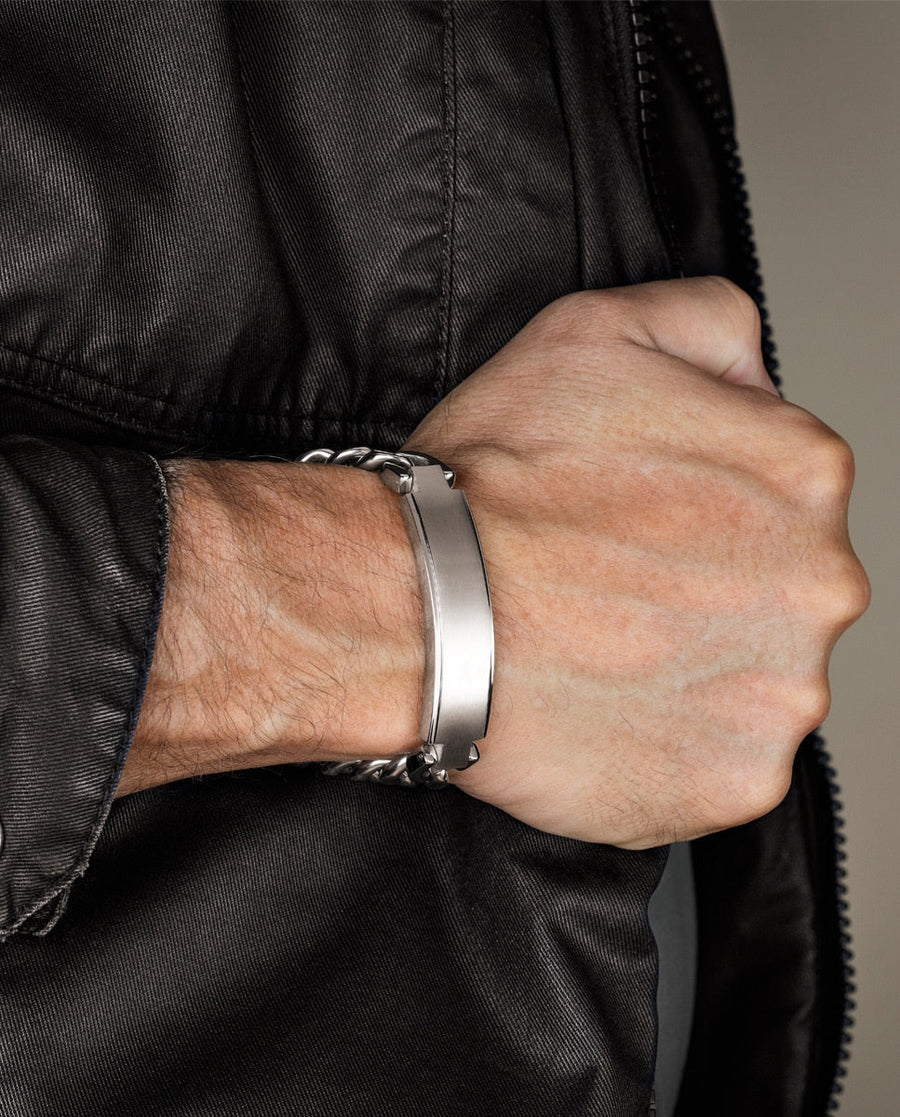 Pulsera Lotus Style LS1989-2/1 Men in Black — Acero Inoxidable lifestyle