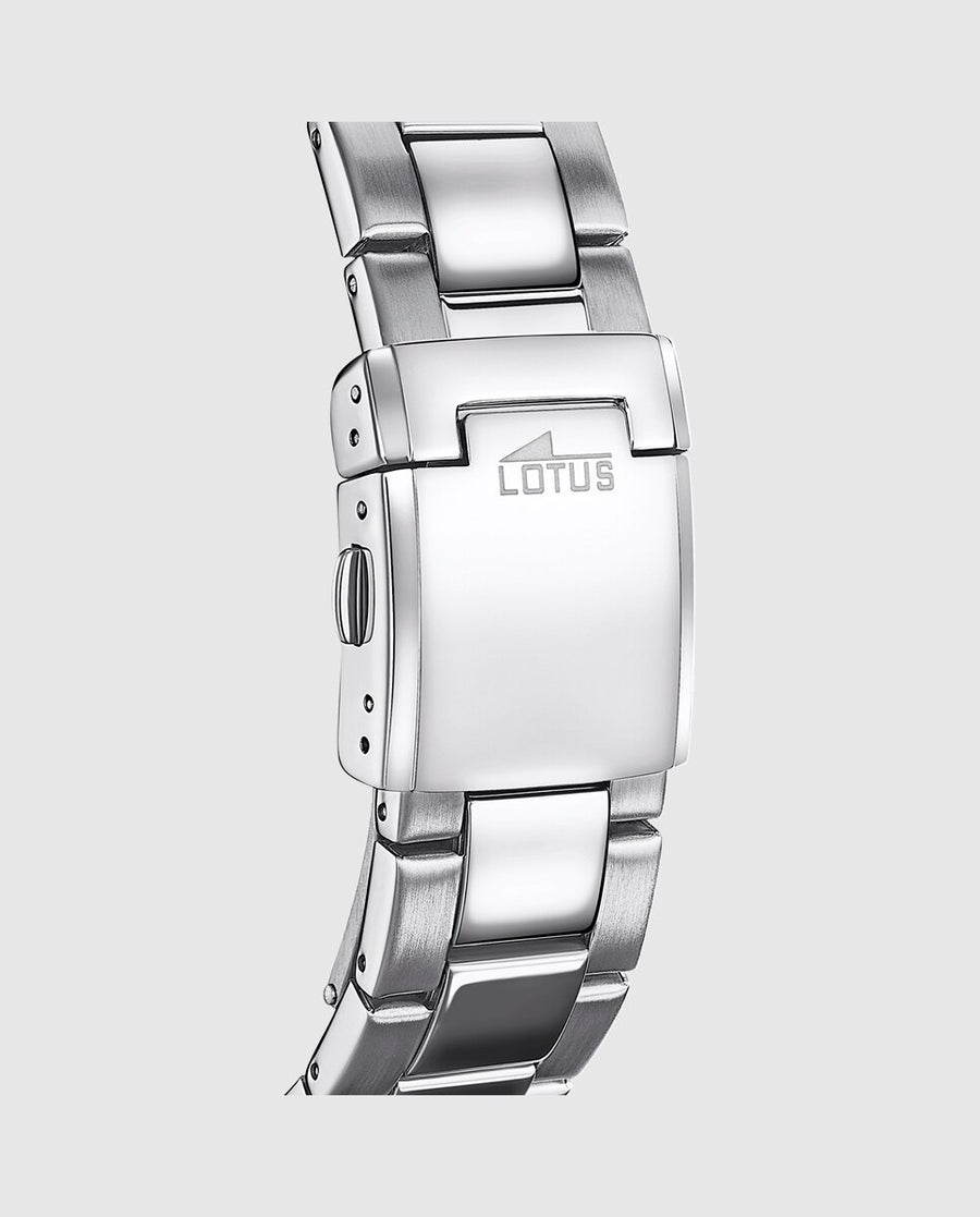 Reloj Lotus Connected Hybrid 18800/4 — Azul · Acero 316L · 44,5 mm · 10 ATM lifestyle